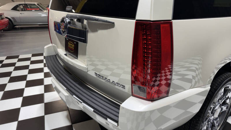 2013 Cadillac Escalade Luxury