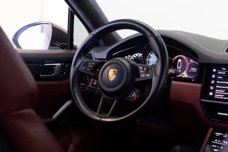 2022 Porsche Cayenne Turbo GT