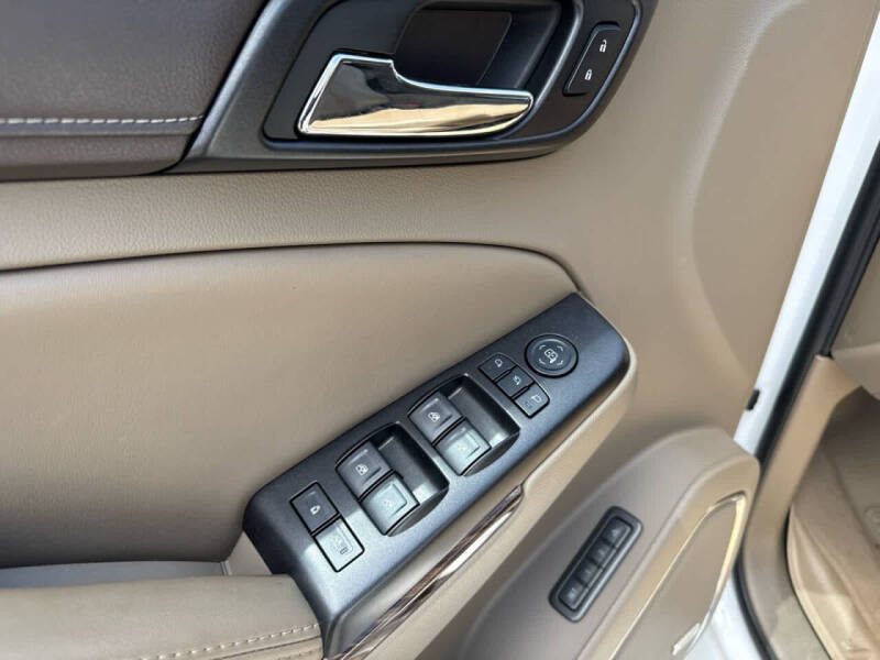 2016 GMC Yukon XL SLT