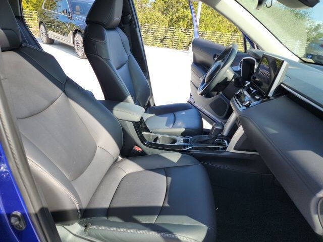 2023 Toyota Corolla Cross XLE