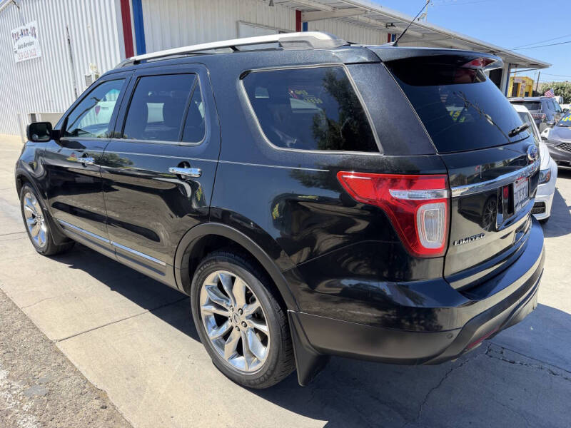 2011 Ford Explorer Limited