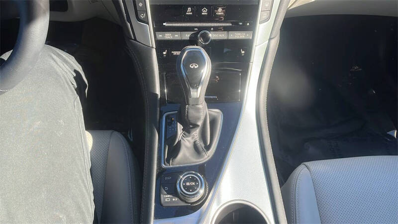 2023 Infiniti Q50 Luxe