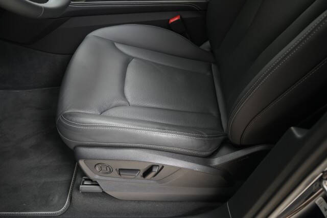 2025 Audi Q7 quattro Premium Plus 45 TFSI