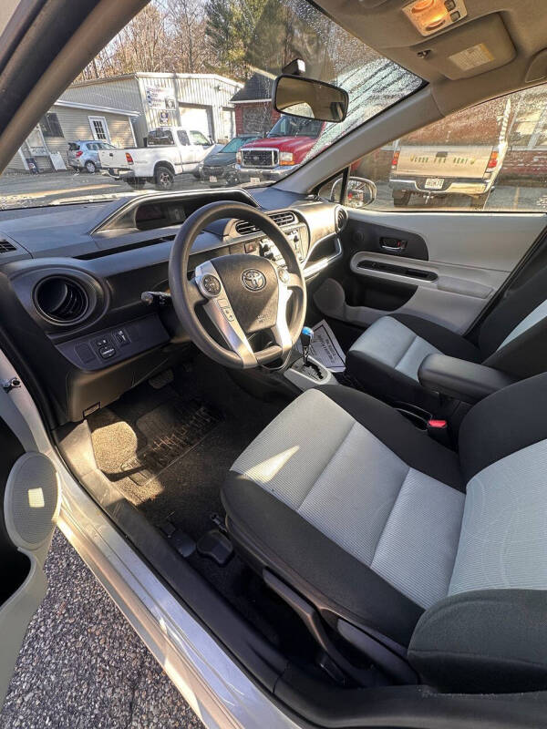 2014 Toyota Prius c One