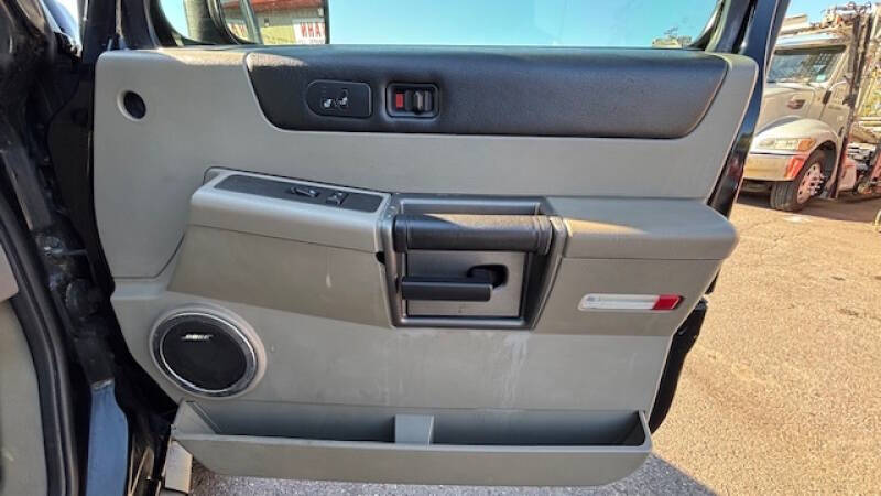 2004 HUMMER H2