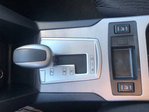 2011 Subaru Legacy 2.5i Premium