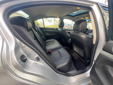 2011 Infiniti G25 Sedan x