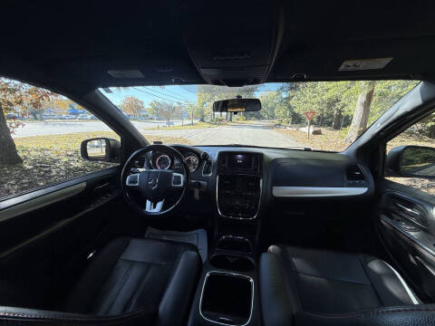 2016 Dodge Grand Caravan R/T