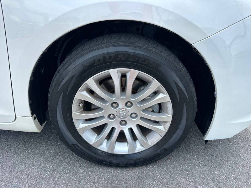 2017 Toyota Sienna