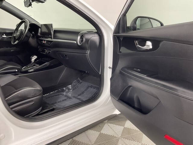 2022 Kia Forte GT Line