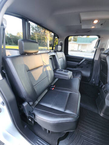 2011 Nissan Titan SL