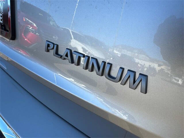 2025 Nissan Rogue Platinum