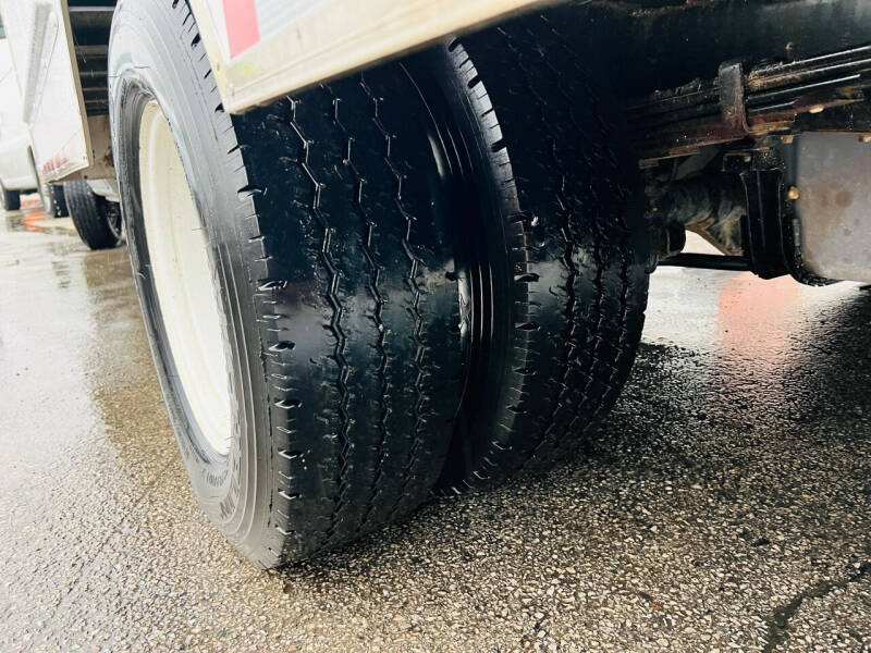 2017 Ford E-Series E-350 SD