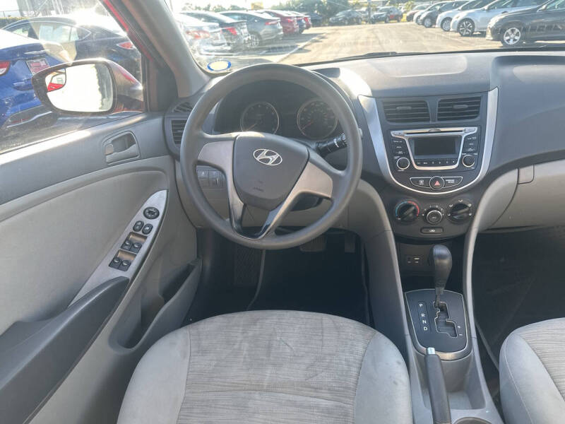 2015 Hyundai Accent GLS