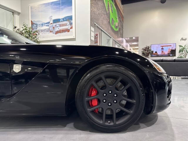 2004 Dodge Viper SRT-10
