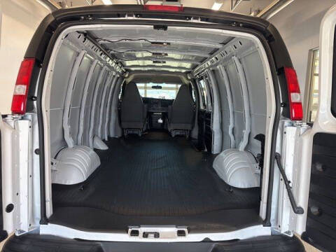 2026 Chevrolet Express 3500