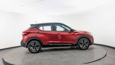 2019 Nissan Kicks SR