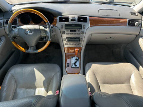 2005 Lexus ES 330