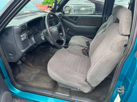 1995 Chevrolet S-10 LS