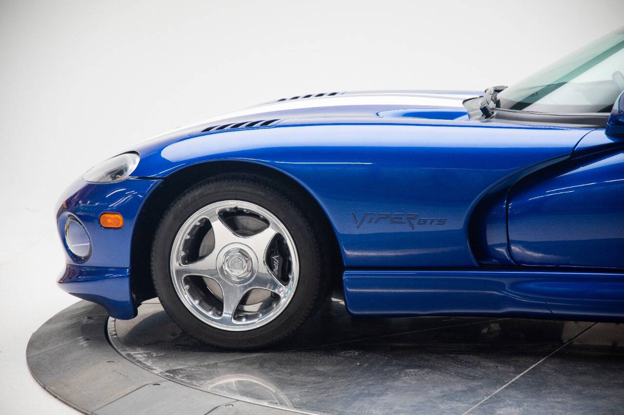 1997 Dodge Viper 14