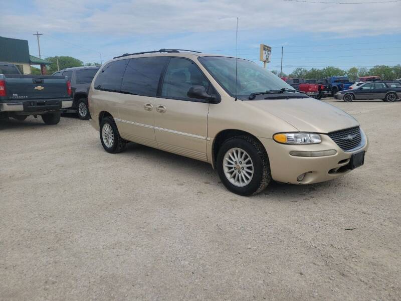 2000 Chrysler Town and Country for sale at Frieling Auto Sales in Manhattan KS