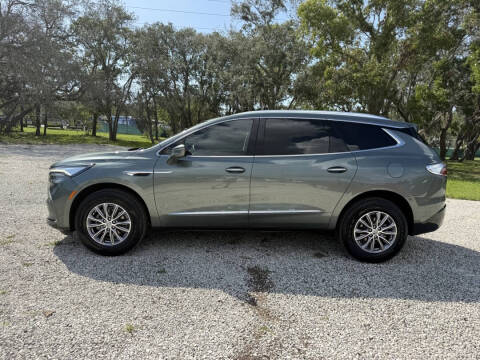 2023 Buick Enclave Essence