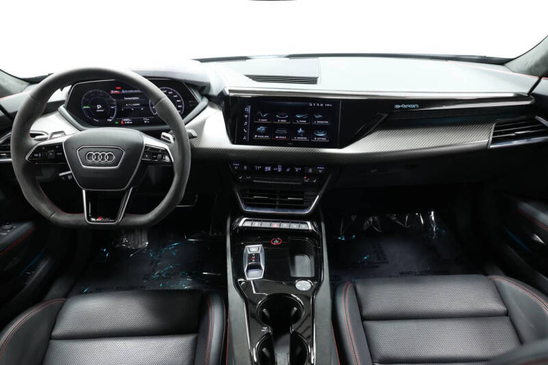 2022 Audi RS e-tron GT quattro