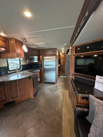 2015 Fleetwood RV Excursion 35B