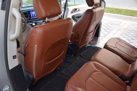 2017 Chrysler Pacifica Touring