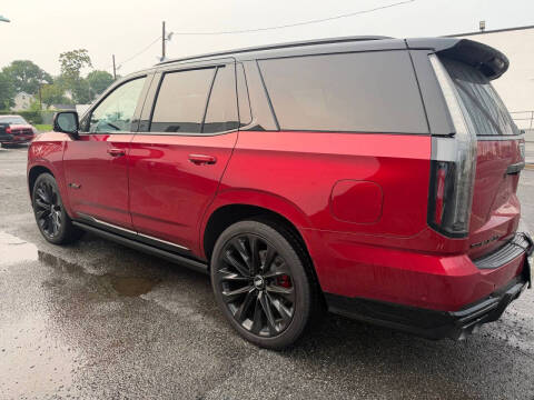 2025 Cadillac Escalade-V