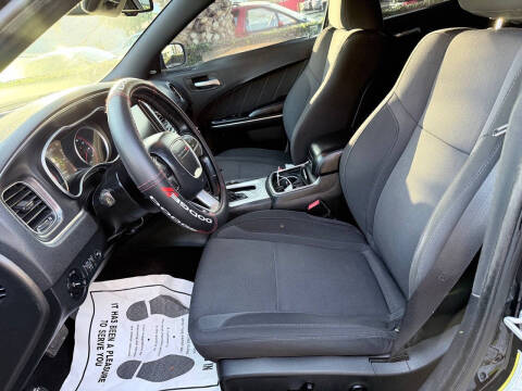 2016 Dodge Charger SXT