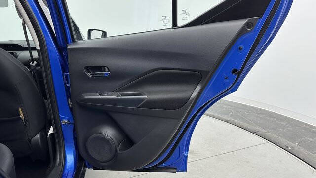 2022 Nissan Kicks SV