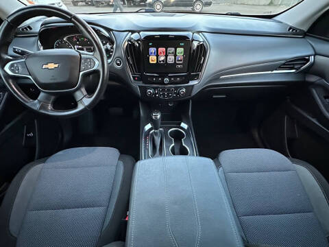 2018 Chevrolet Traverse LT Cloth