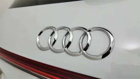 2025 Audi Q4 e-tron Premium Plus 45