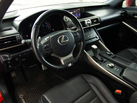 2018 Lexus IS 300