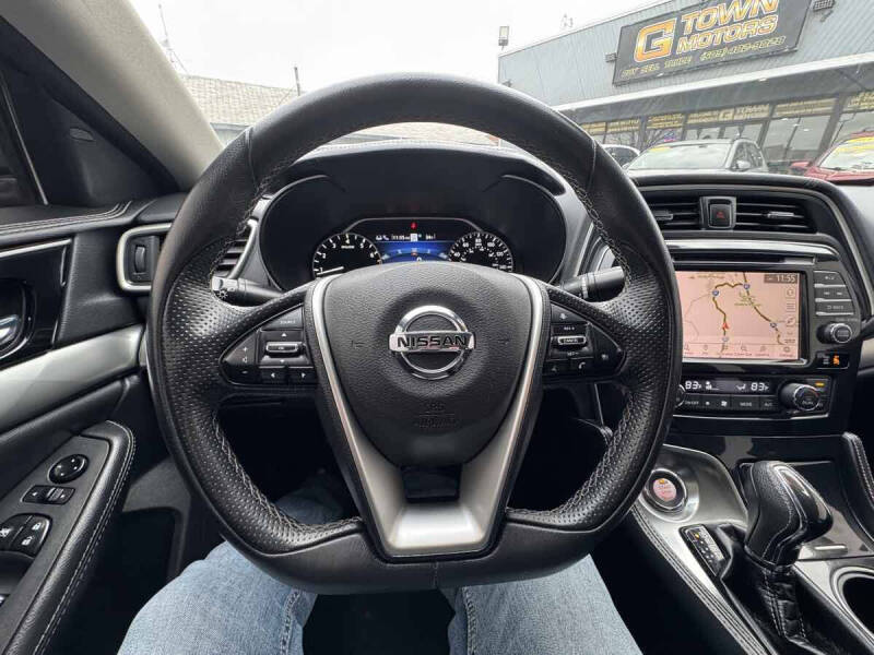 2022 Nissan Maxima 3.5 SV