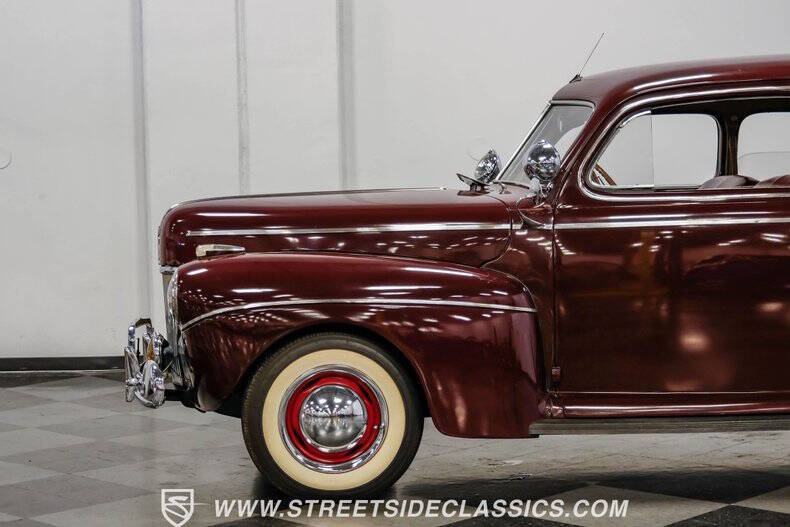 1941 Ford Deluxe