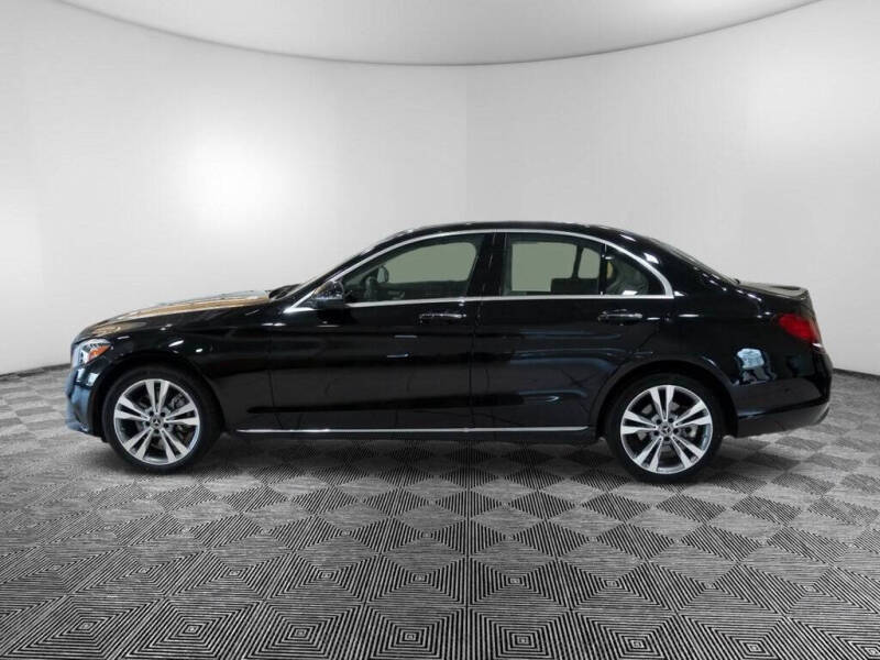 Used 2020 Mercedes-Benz C-Class Sedan C300 with VIN WDDWF8EB4LR527000 for sale in North Olmsted, OH