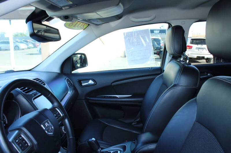 2018 Dodge Journey Crossroad