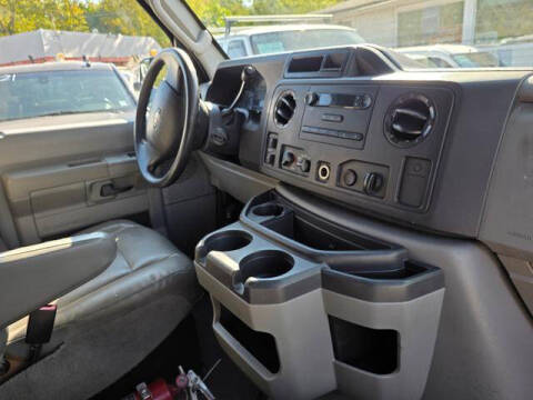 2010 Ford E-Series E-250