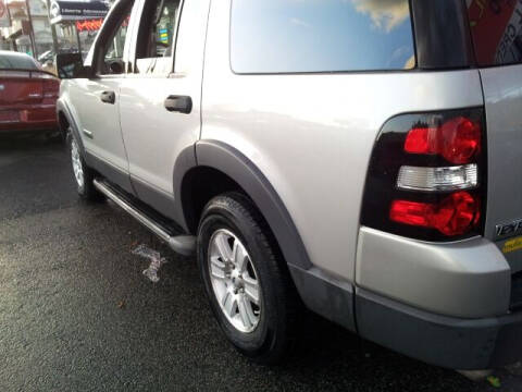 2006 Ford Explorer