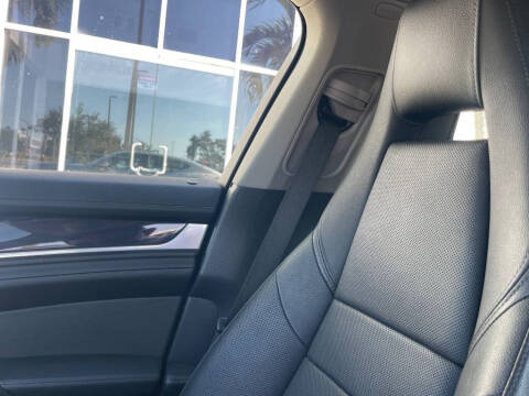 2011 Porsche Panamera 4