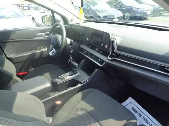 2024 Kia Sportage LX