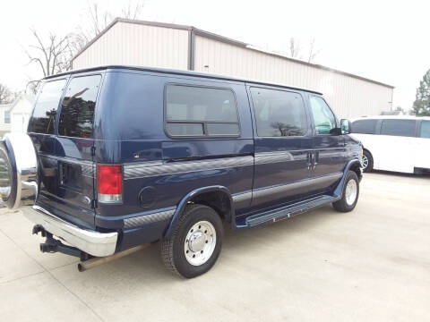 2005 Ford E-Series E-250 SD