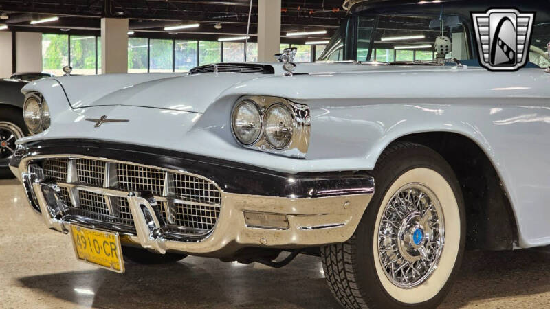 1960 Ford Thunderbird