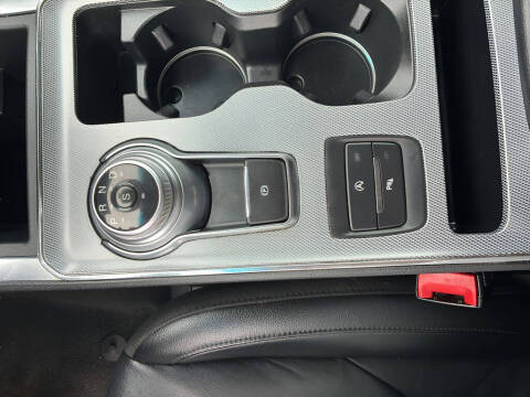 2021 Ford Edge Titanium