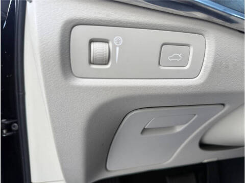 2020 Volvo V90 Cross Country T6