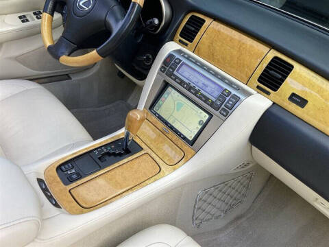 2005 Lexus SC 430