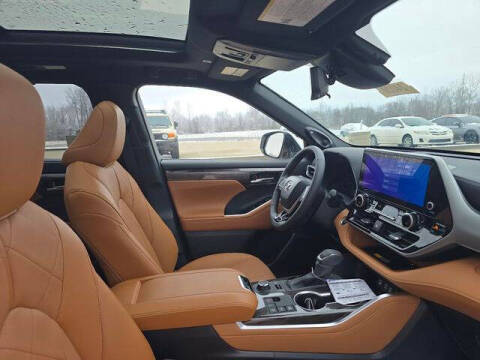 2026 Toyota Highlander Platinum