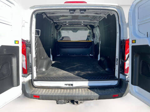 2023 Ford Transit